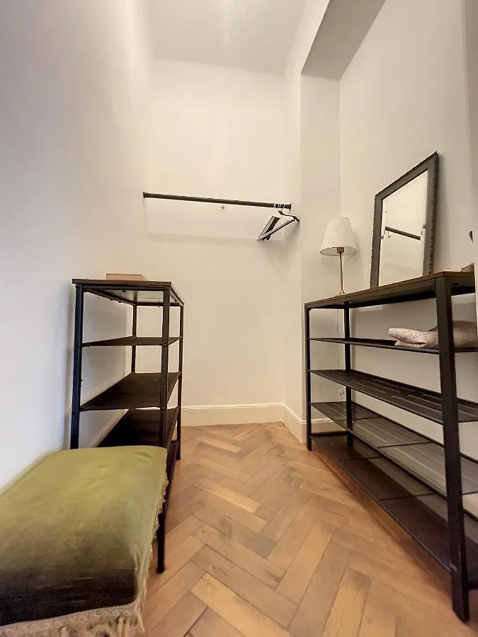 Cosy Apartment Brussels - Champ De Mars 0*,  Belgium